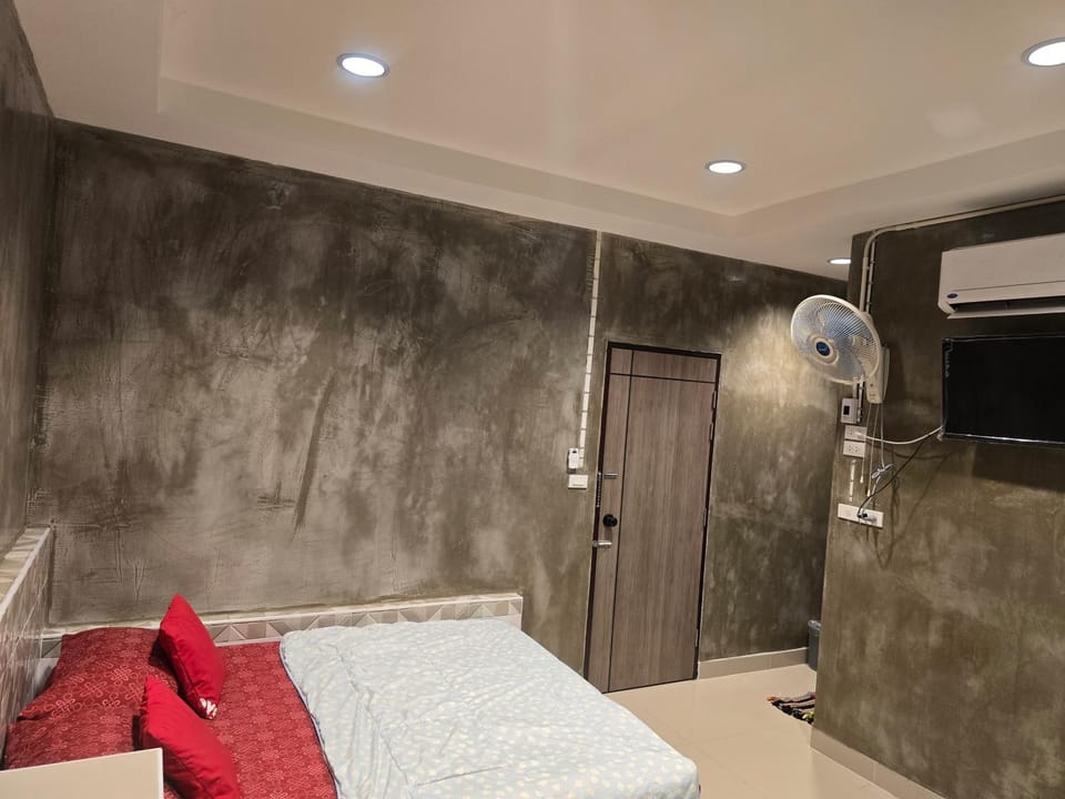 Gail's Hostels Apartment in Bangkok