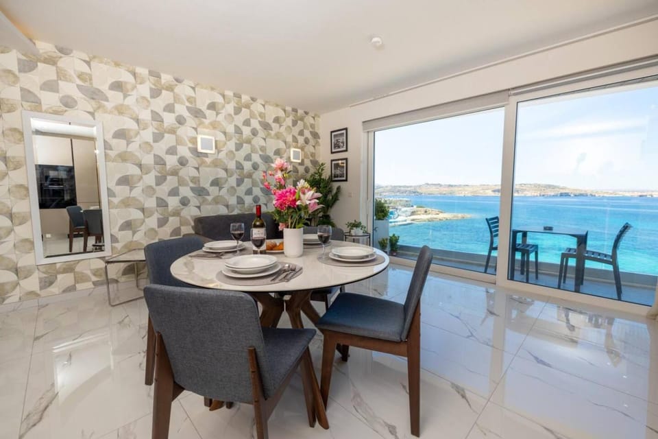 Ivory Suite seafront with views!- Fl 25 by Homely Apartment in Saint Paul's Bay