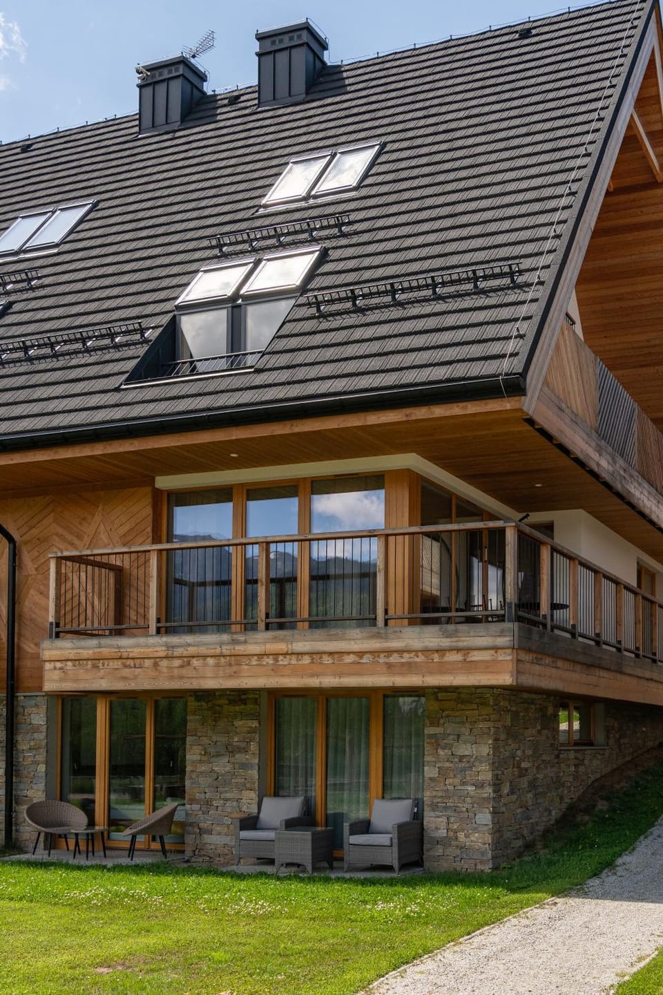 Property building, Day