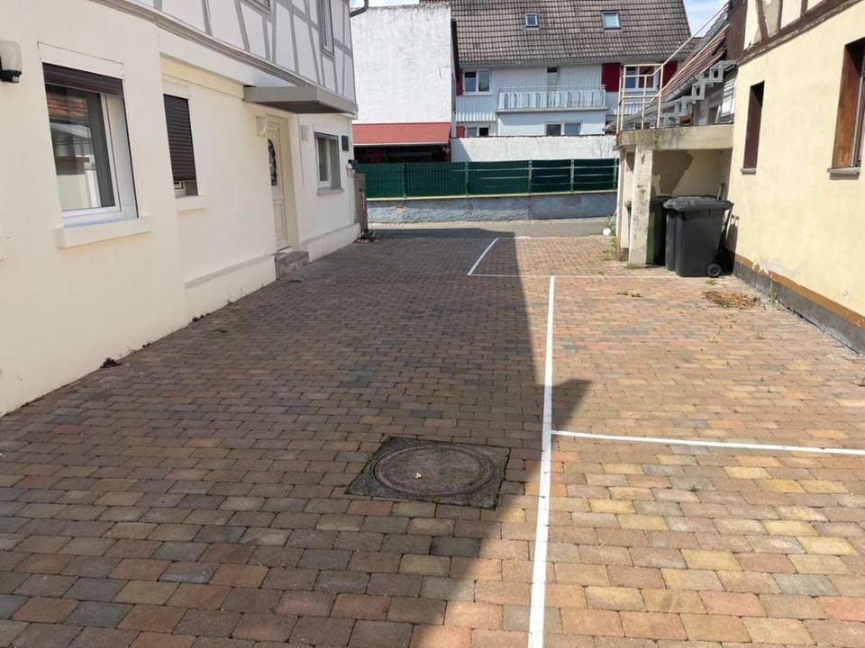 Property building, Location