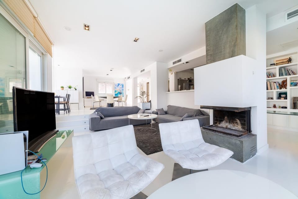 Property building, Living room