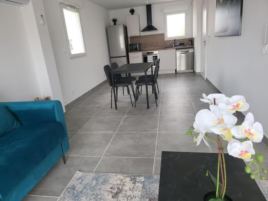 New villa 5mn from the beach-Pyrenees view Villa in Catalonia
