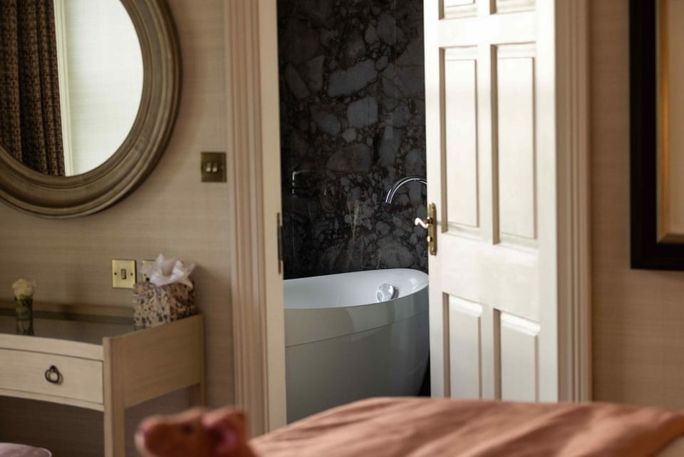 Aynsome Manor Bed and Breakfast in England