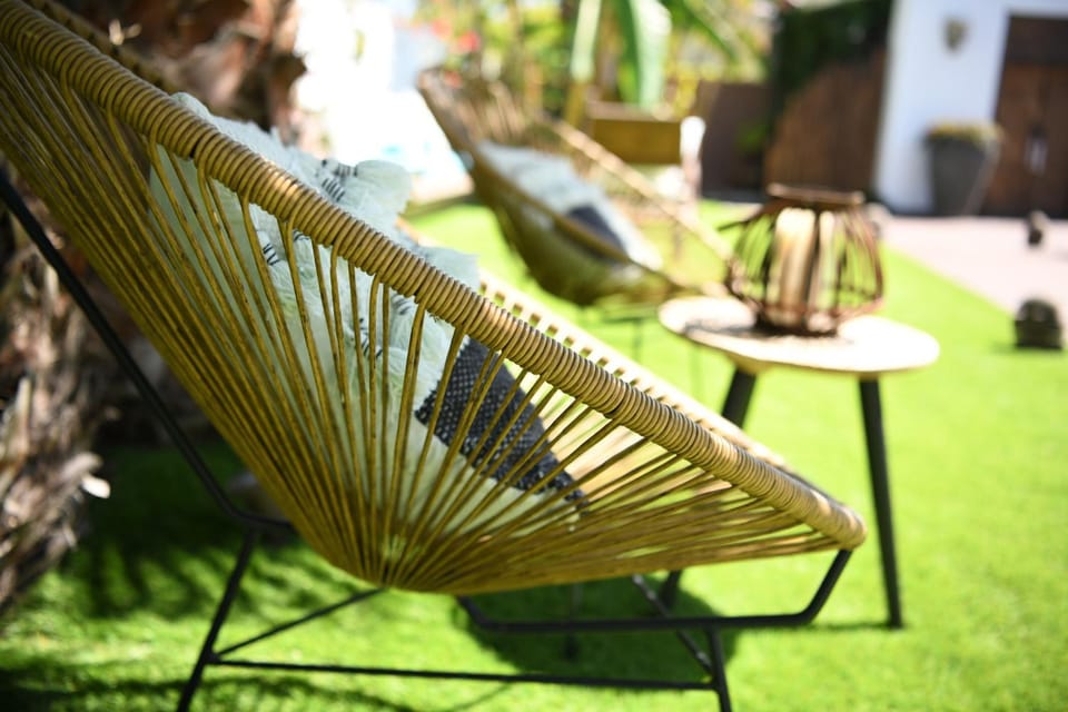 Garden, Decorative detail