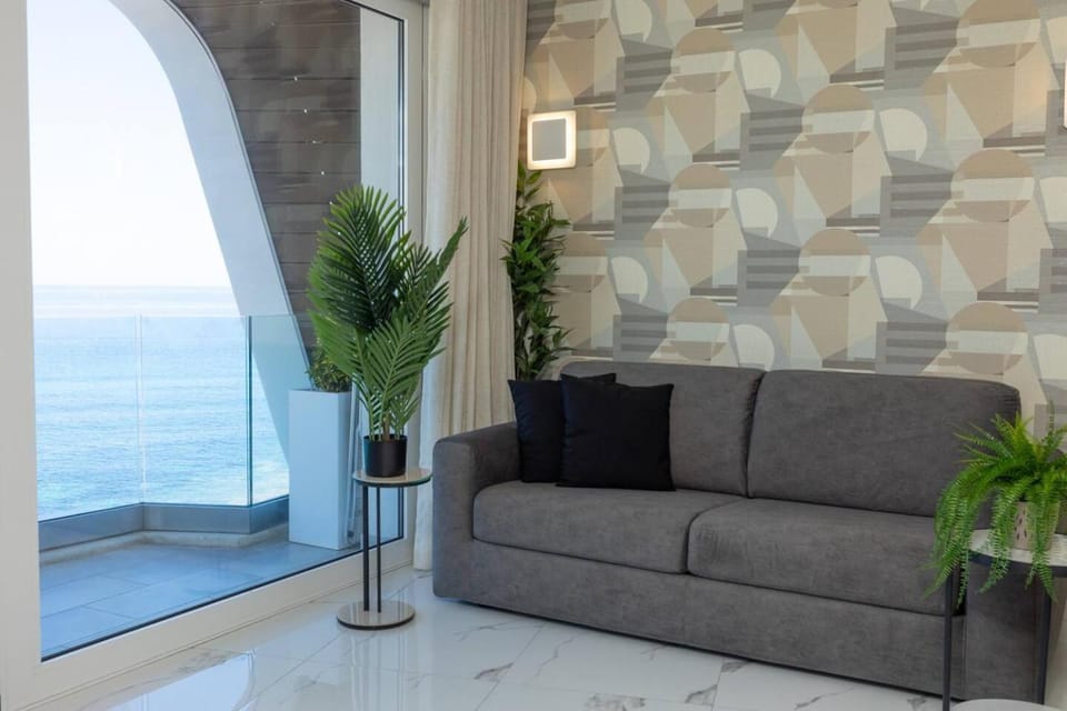 Ivory Suite seafront with views!- Fl 9 by Homely Apartment in Saint Paul's Bay