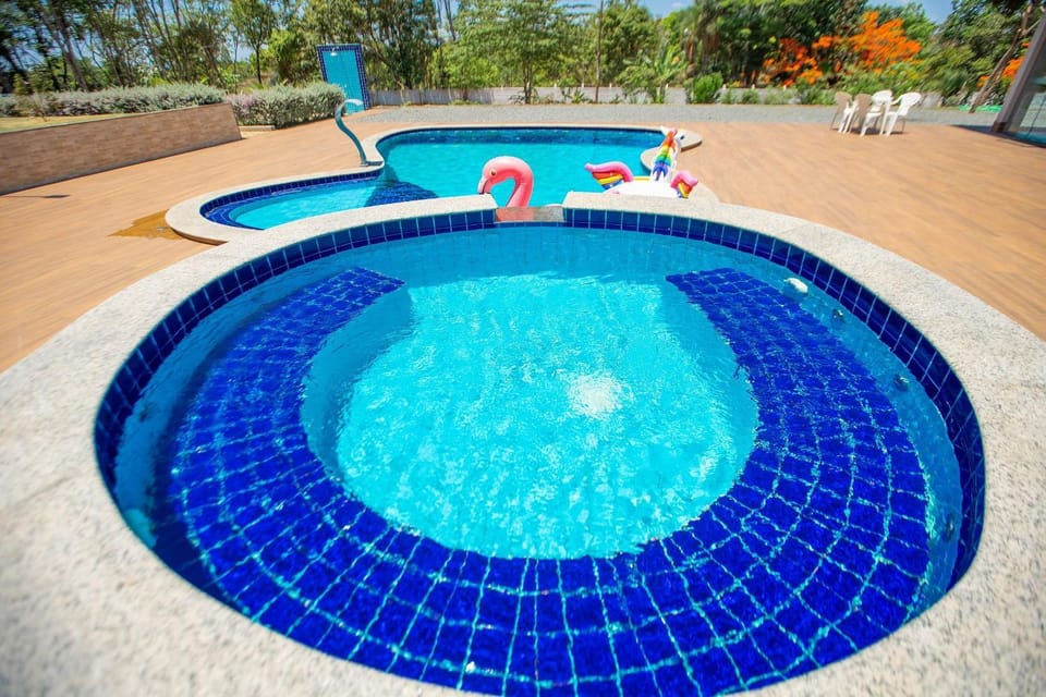 Pool view, Swimming pool