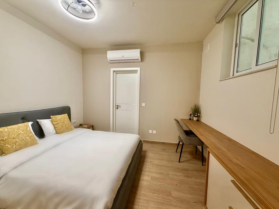Modern Designer Stay near Sliema Seafront Apartment in Sliema