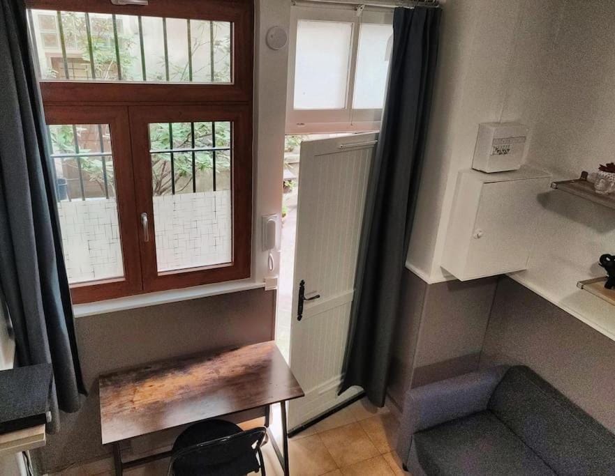 Studio en plein cœur de South Pi Apartment in Paris