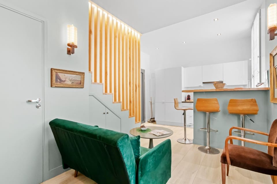 Property building, Living room