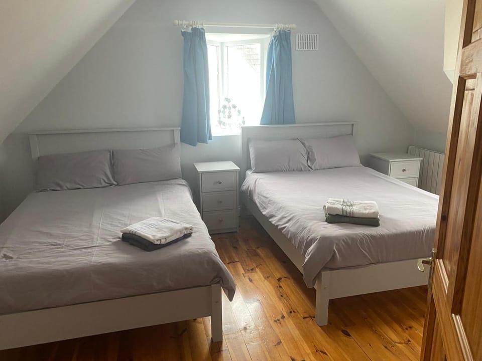 5 The Cloisters, Kilkee, Co Clare House in County Clare