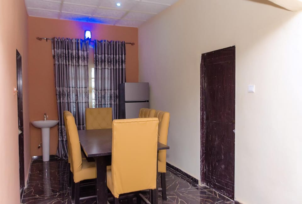 Royal Guests Holiday Lets Apartment in Nigeria