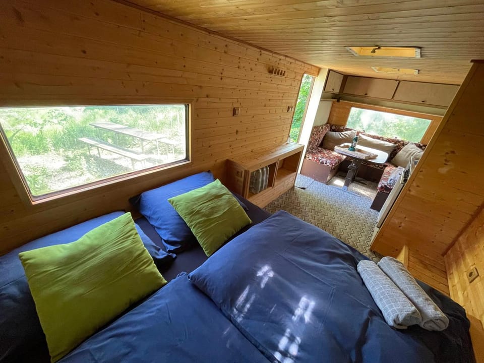 Wolfsden Vlčí doupě - karavan v přírodě Campground/ 
RV Resort in Czechia
