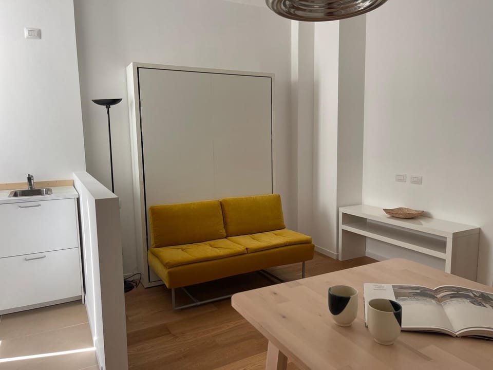 Elegante bilocale De Angeli - Mirable PM Apartment in Milan