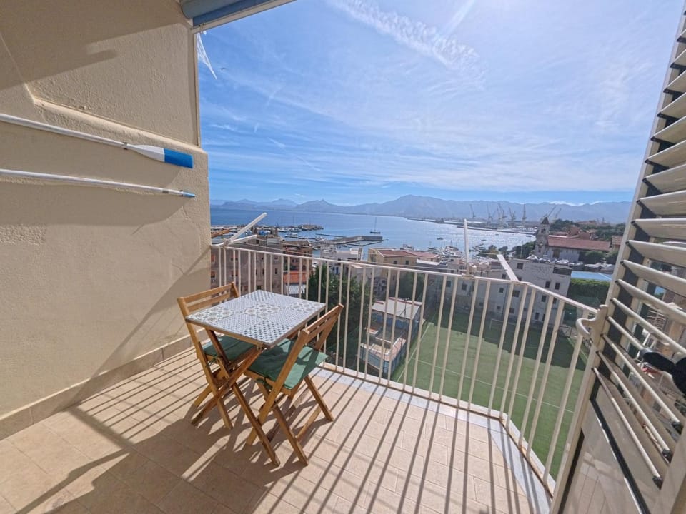 Sea view, Sea view