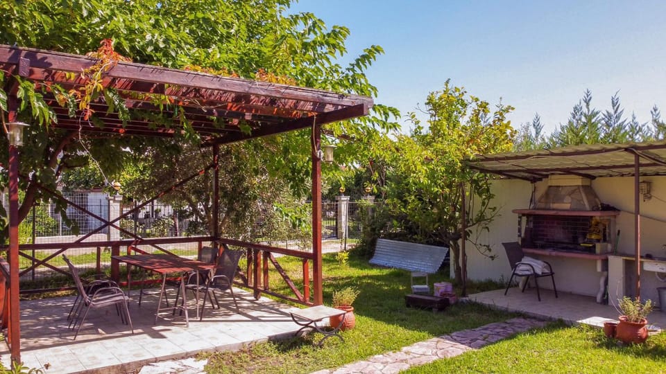 BBQ facilities, Garden