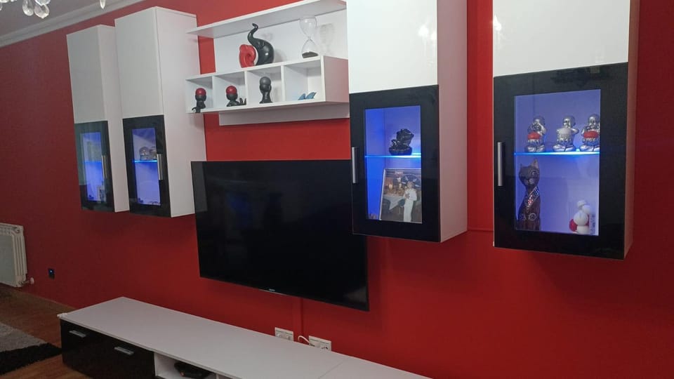 Communal lounge/ TV room, TV and multimedia