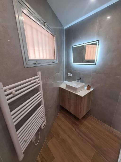 superbe appartement proche mer Apartment in Menton