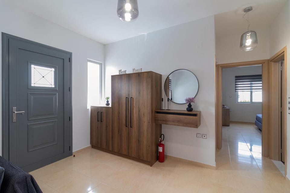 Bed, Kitchen or kitchenette, Photo of the whole room, Bedroom, wardrobe