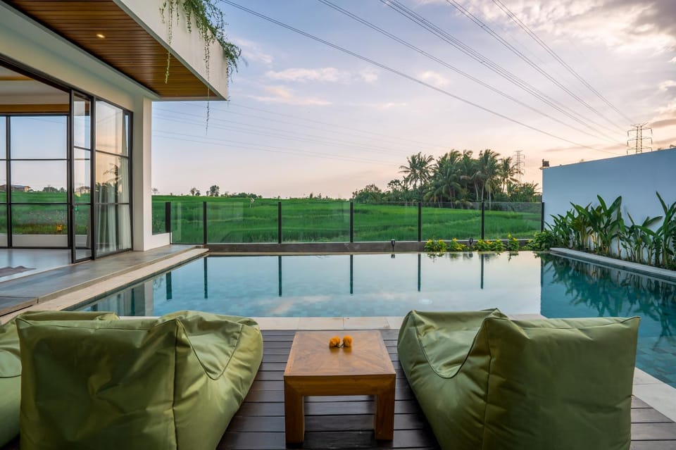 View (from property/room), View (from property/room), Balcony/Terrace, Pool view, Swimming pool