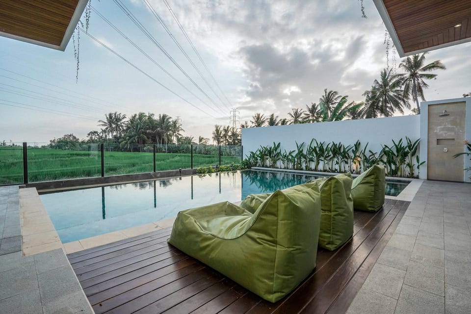 Balcony/Terrace, Pool view, Swimming pool
