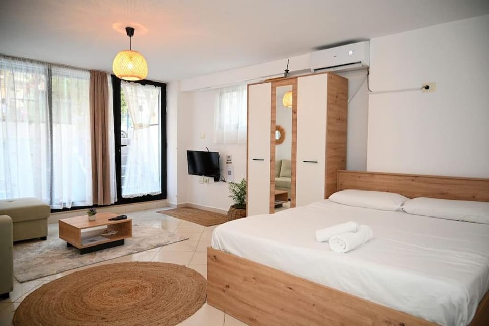 Eja n'Adriatik- Beach studio ground floor Apartment in Tirana County, Albania