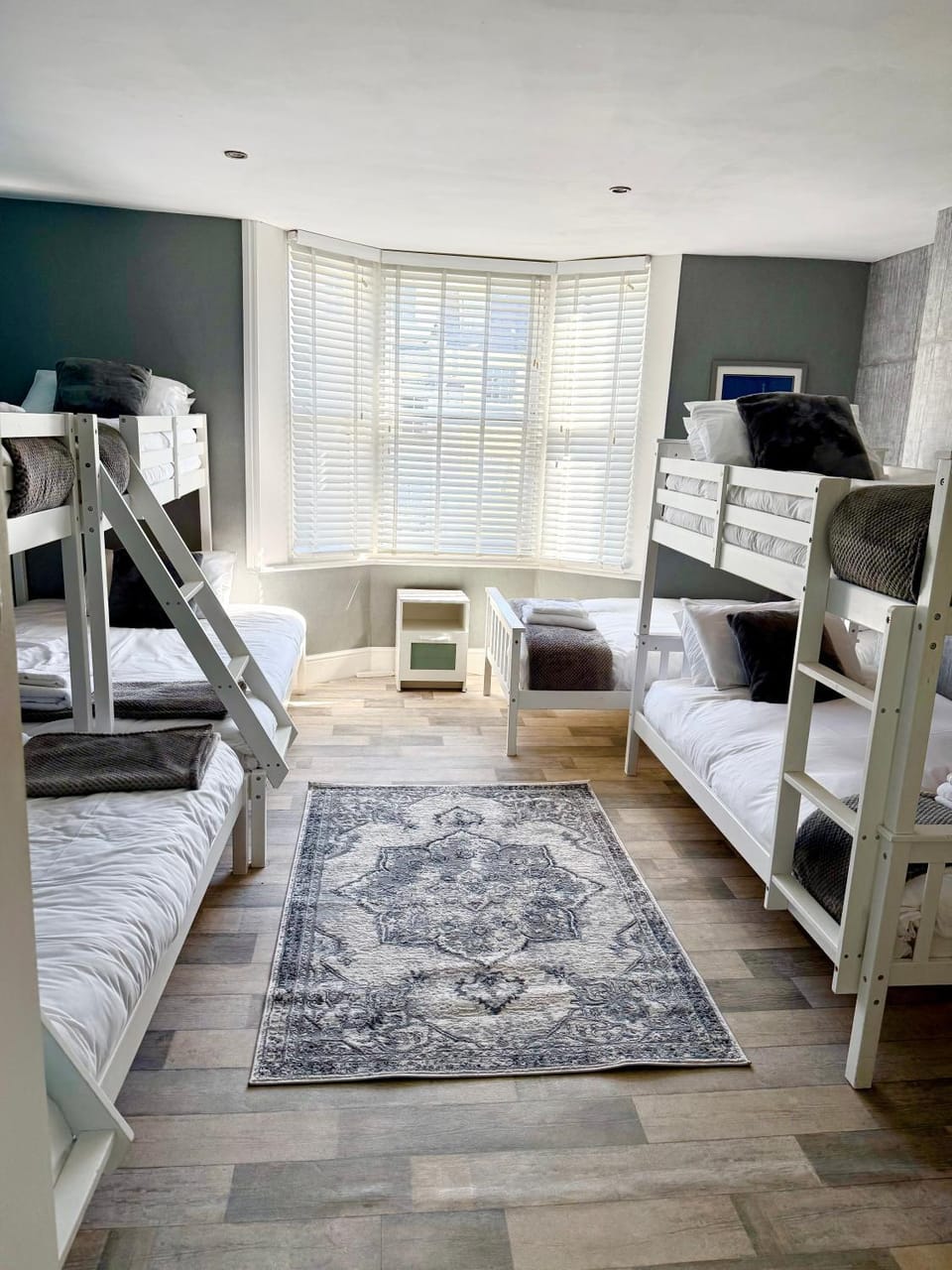 Lovely Townhouse in central Brighton sleeps 6-18 House in Hove