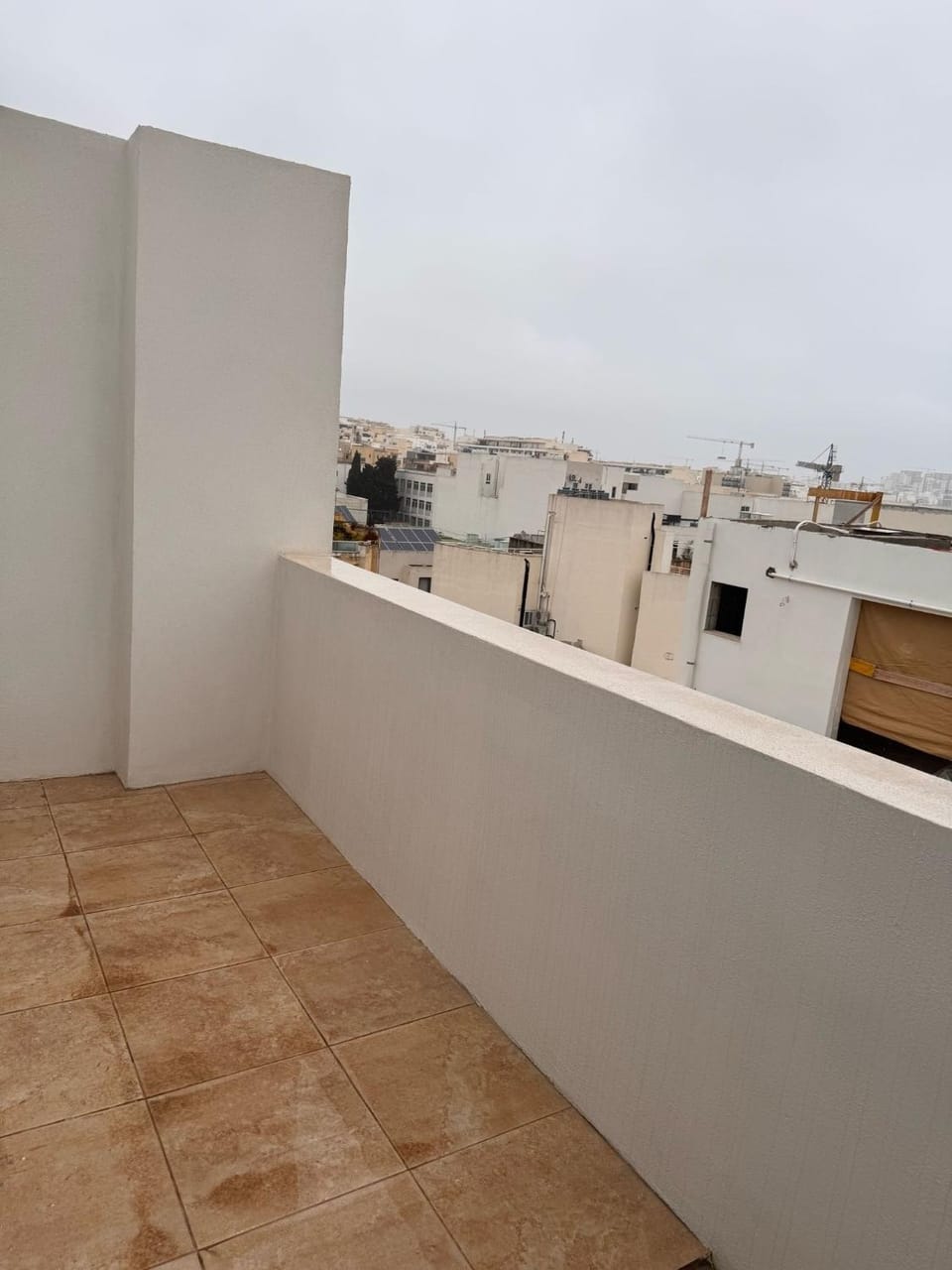 Large Penthouse In Cenrtal Area Apartment in Malta