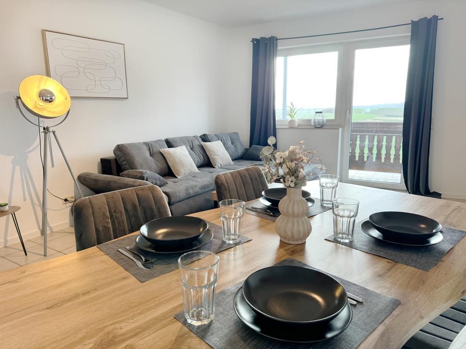 Living room, Dining area
