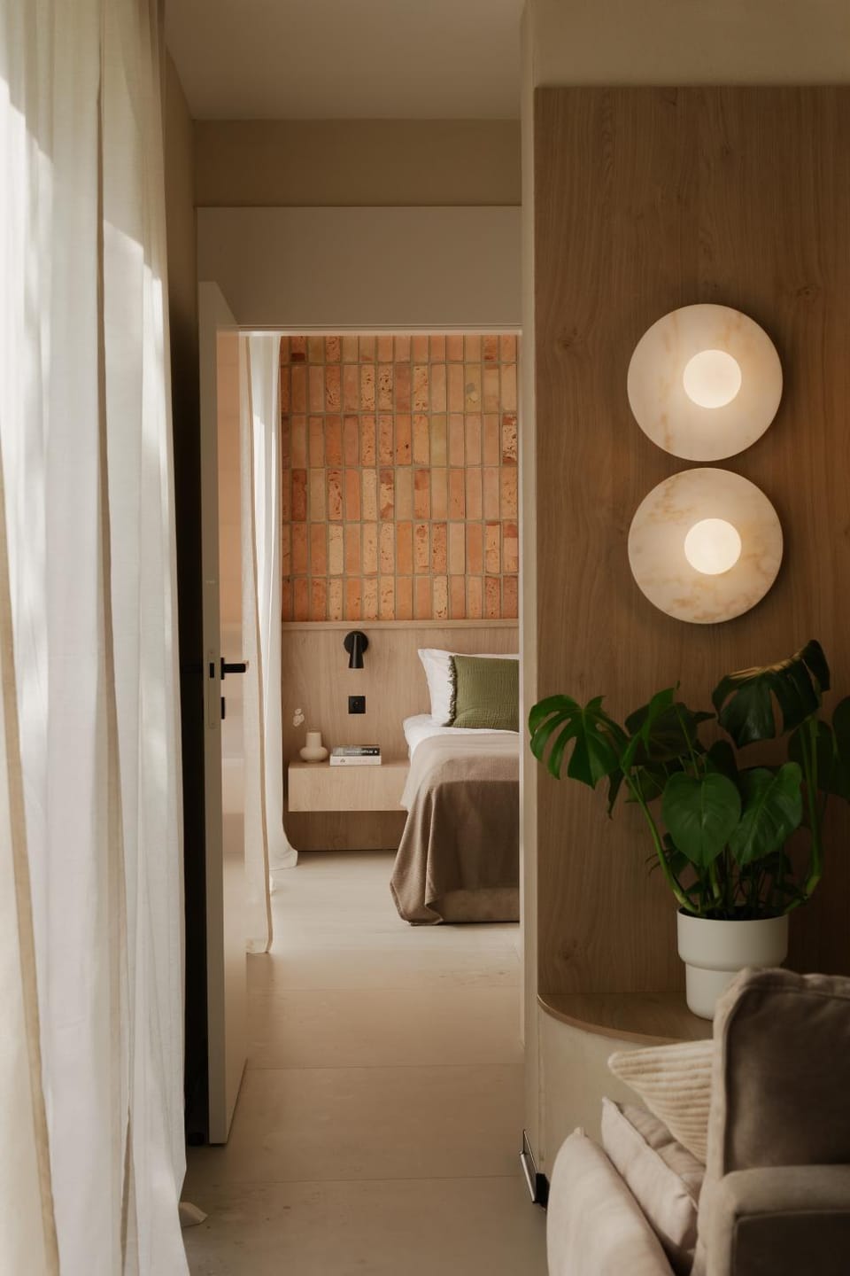 Bed, Living room, Decorative detail, Seating area