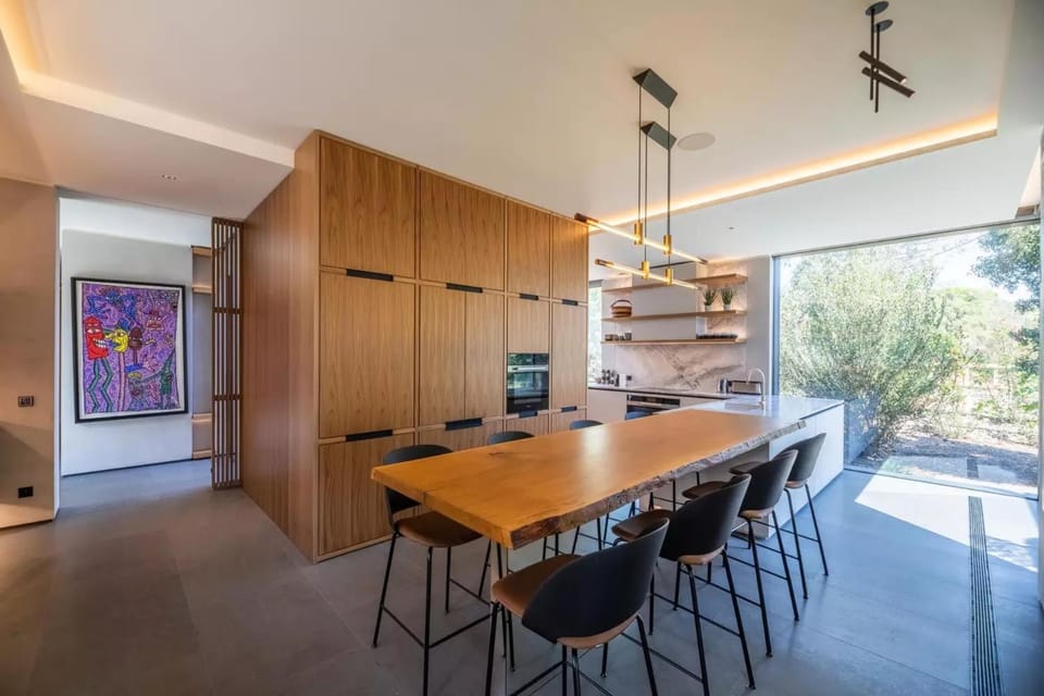 Kitchen or kitchenette, Dining area, Breakfast