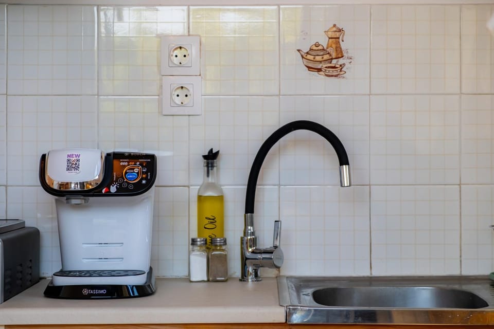 Coffee/tea facilities, Kitchen or kitchenette