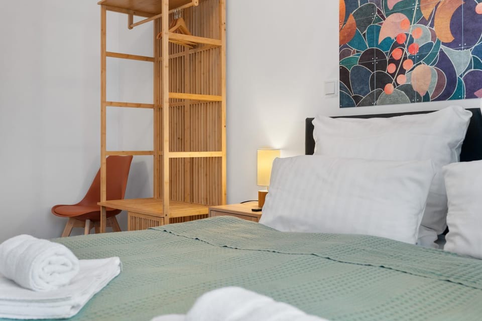 Bedroom, wardrobe