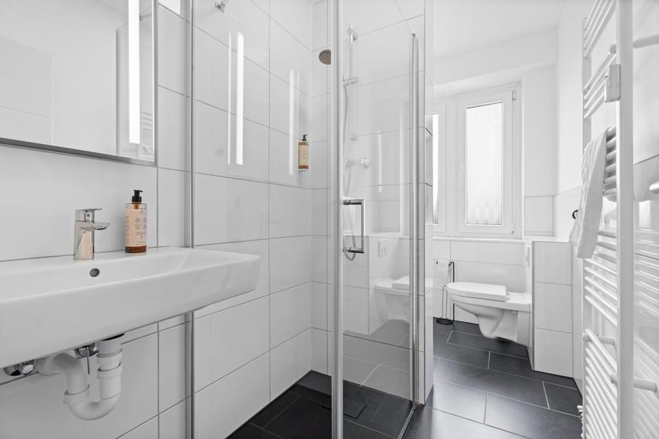 Shower, Bathroom
