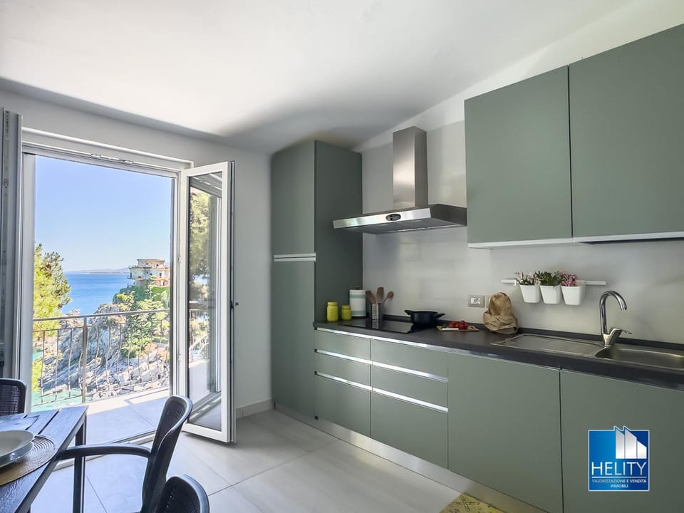 Natural landscape, Coffee/tea facilities, Kitchen or kitchenette, Dining area, stove