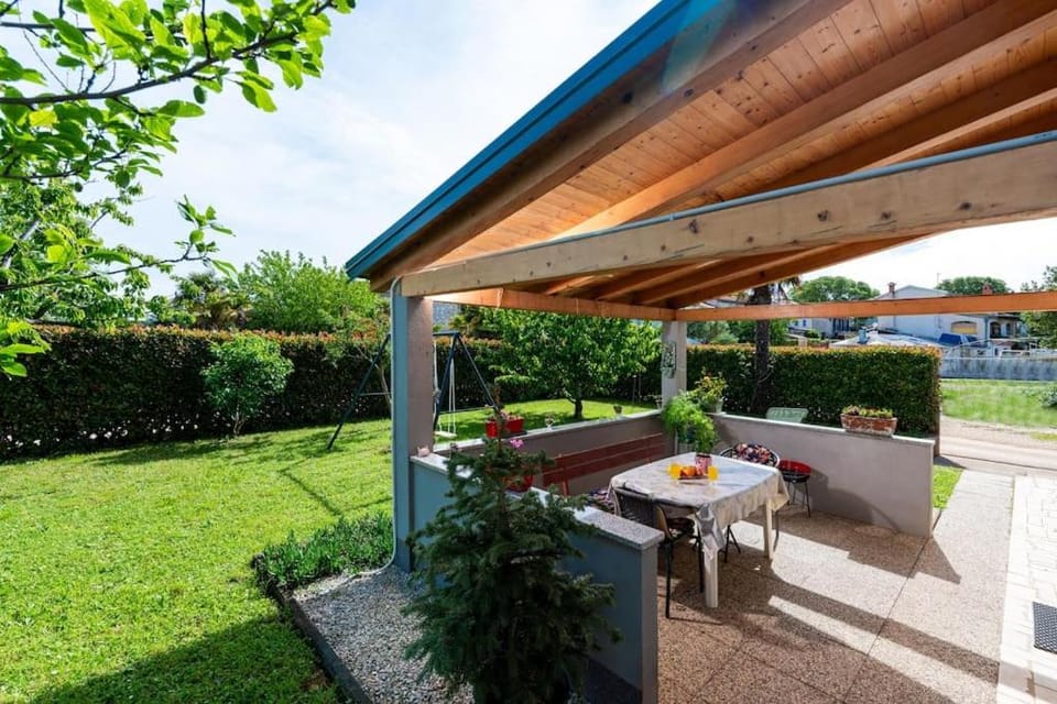 Jani by Briskva Apartment in Istria County