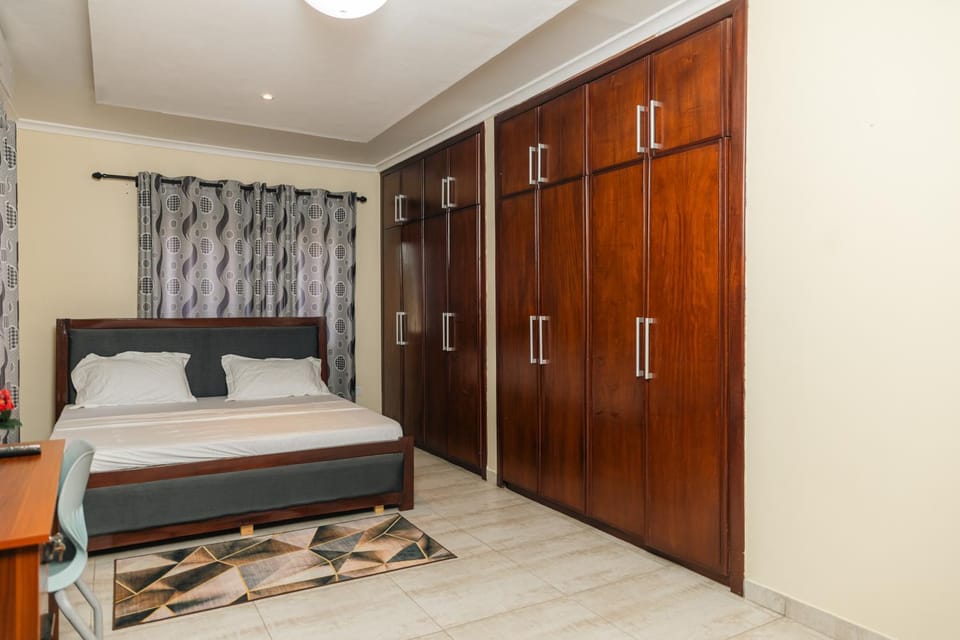 Unique Green Lodge Vacation rental in Accra