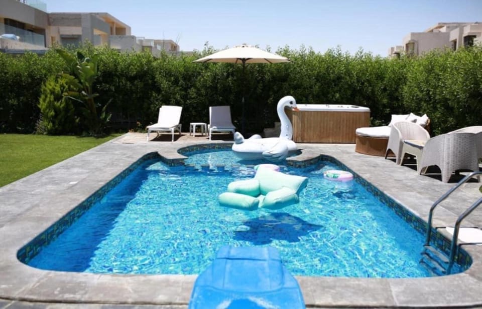 Chalet in hacienda bay with Privte pool and jacuzzi for families only Apartment in Egypt