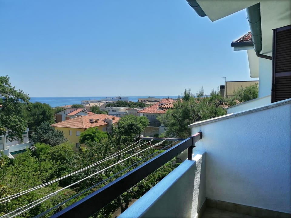 Property building, View (from property/room), Balcony/Terrace, Sea view