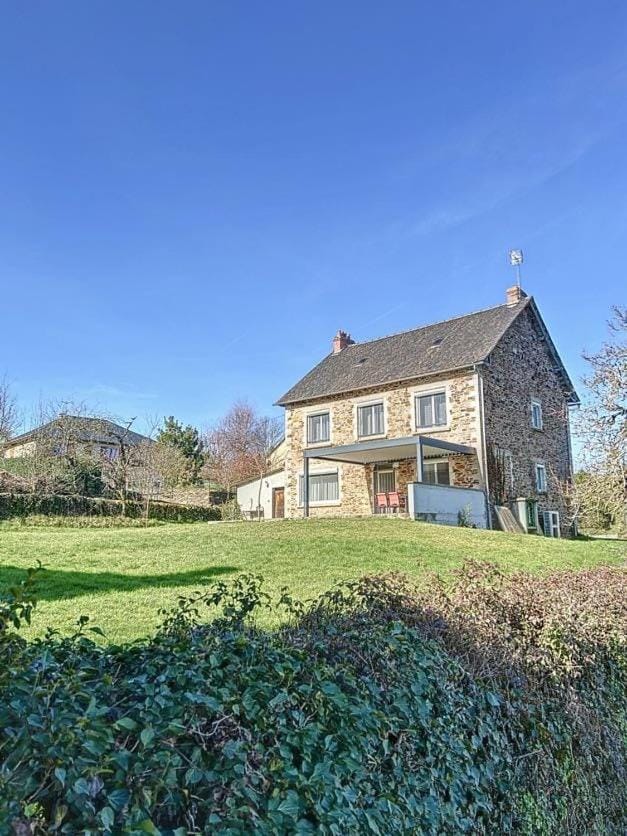 BRP Aveyron, Castan House, 5 beds House in Occitanie