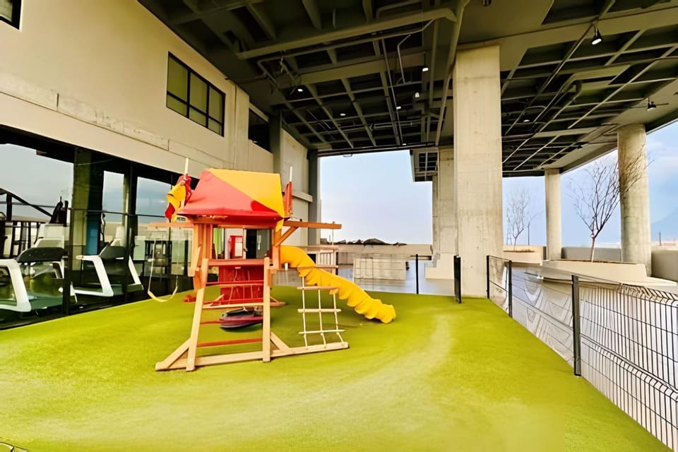 Luxury aprt in front of Fundidora Park, gym, BBQ. Apartment in Monterrey