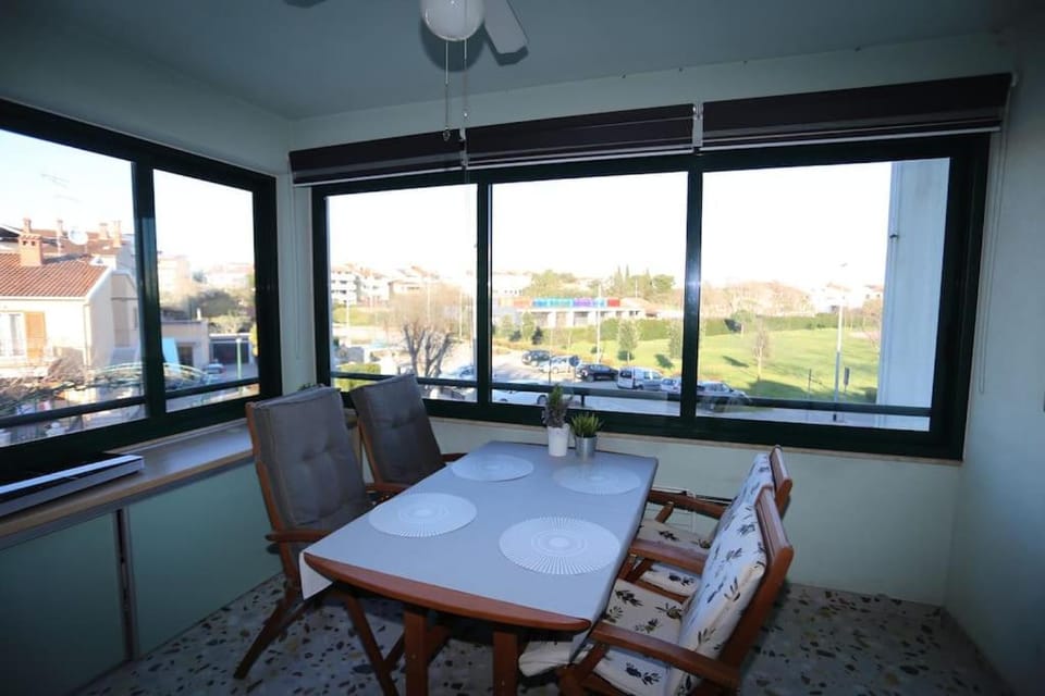 Balcony/Terrace, Balcony/Terrace, Seating area, Dining area