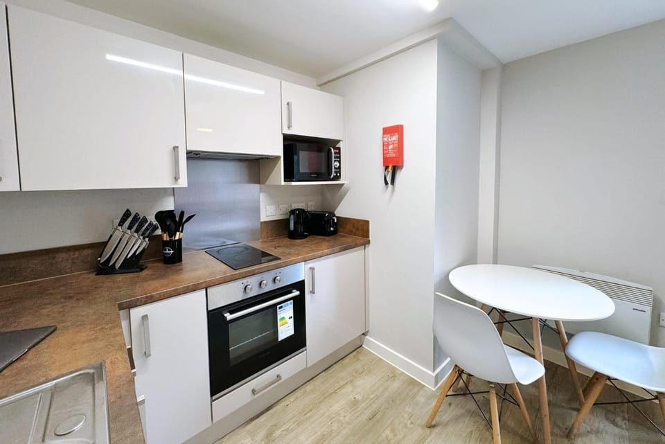 Manor Park Court in Coventry Apartment in Coventry