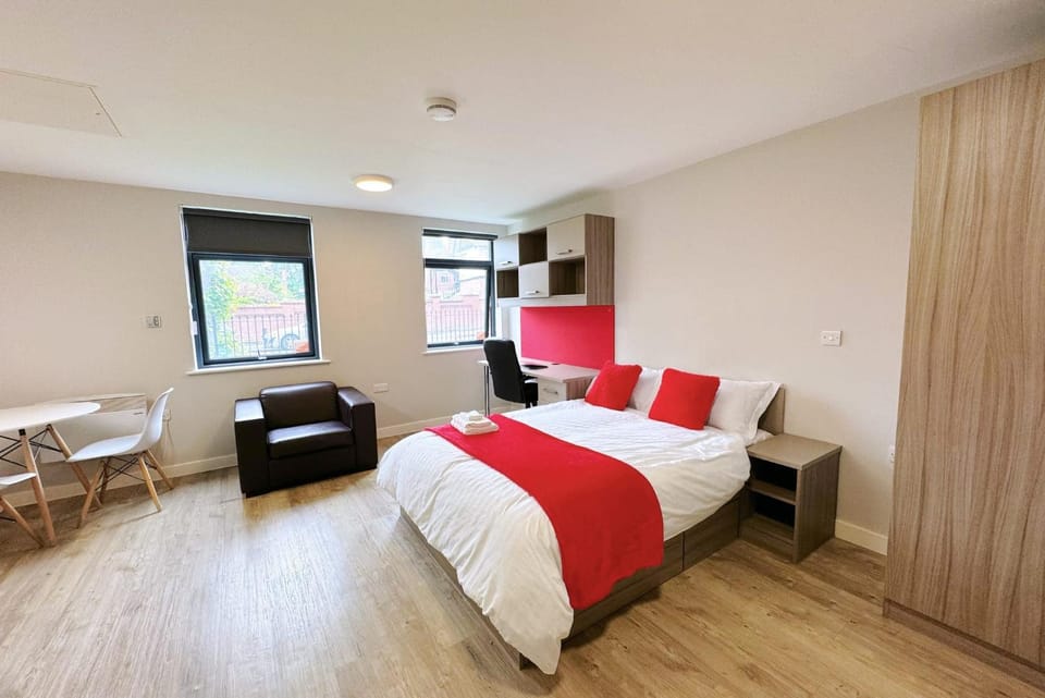 Manor Park Court in Coventry Apartment in Coventry