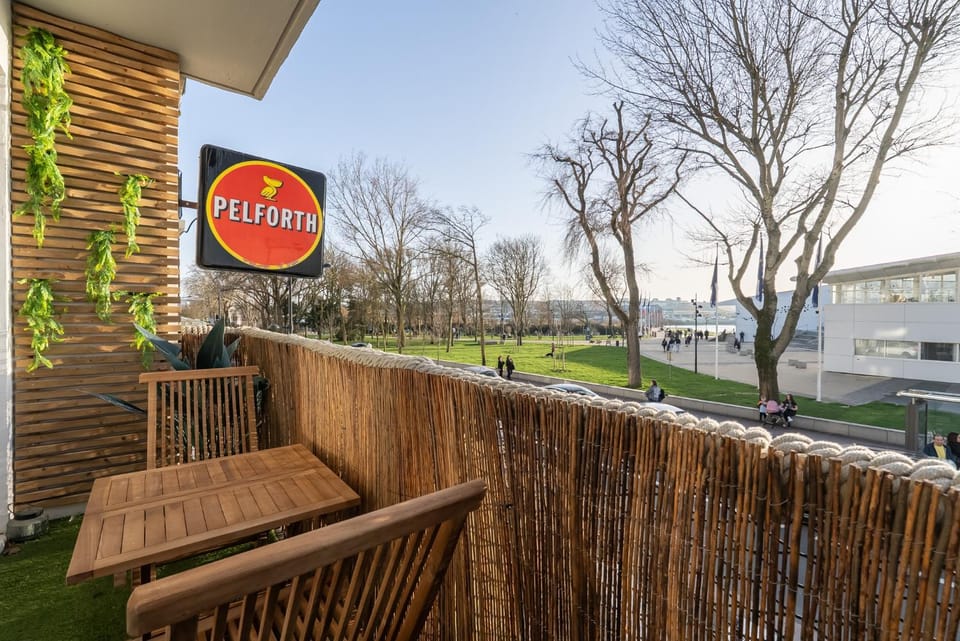 Patio, Balcony/Terrace