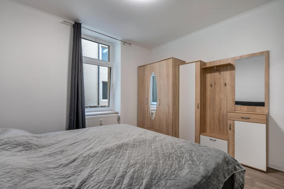 Living room, Bedroom