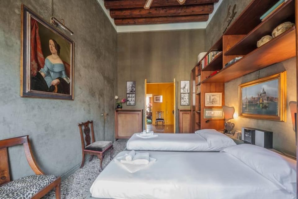 Ca' del Mondo Novo, the Alcantara apartment close to San Marco and Rialto Apartment in San Marco