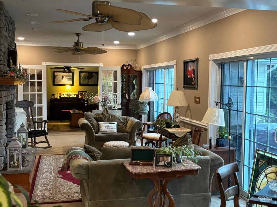 2nd floor guest room with attached bath Bed and Breakfast in Sussex County