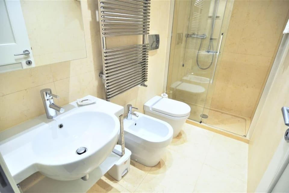 Stylish apartment 100 meters from San Marco square Apartment in San Marco
