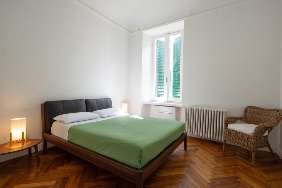Bedroom, air conditioner
