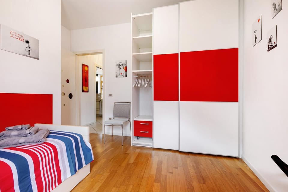 Living room, Bedroom